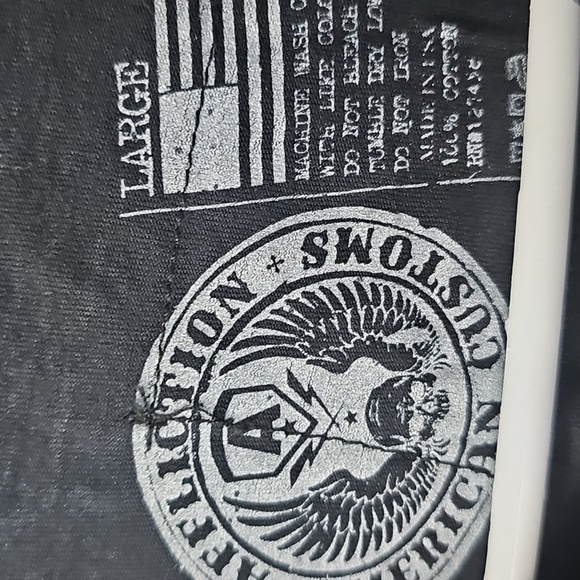 Affliction Silver and Black Graphic Tee - Picture 4 of 4